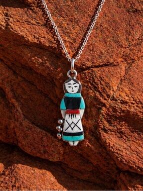 😎🌺Pendant Zuni Native American Signed 925 Sterling Silver Inlaid Maiden Girl